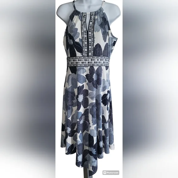 chinese dress ladies London Times crew neck keyhole front long sleeve A-line multi print matte  jersey dress